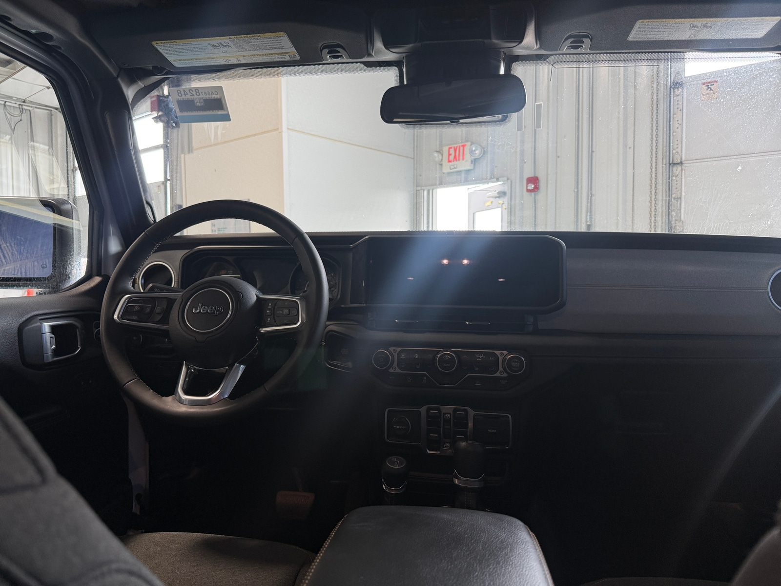 Thumbnail: 2025 Jeep Wrangler - 3