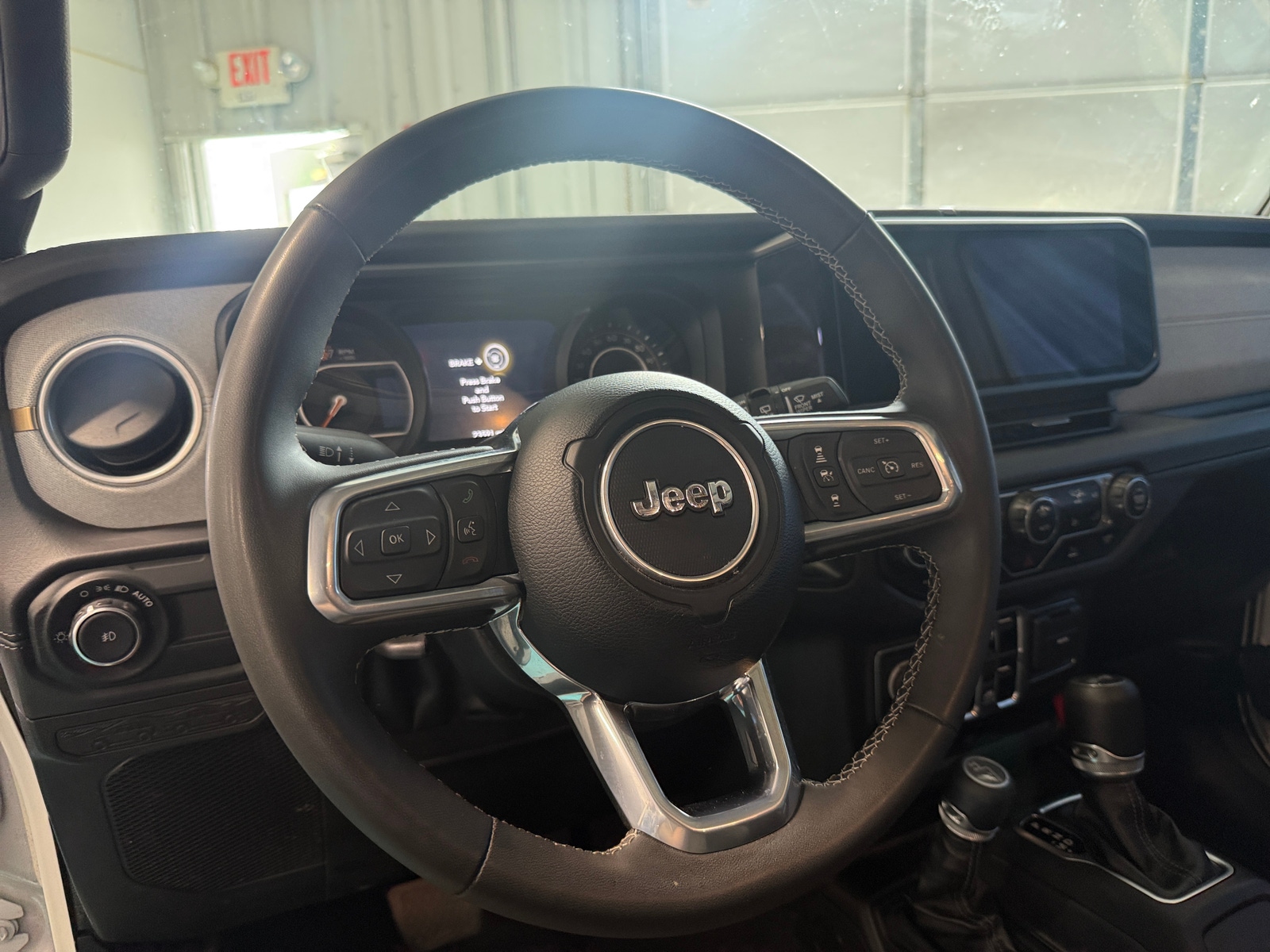 Thumbnail: 2025 Jeep Wrangler - 5