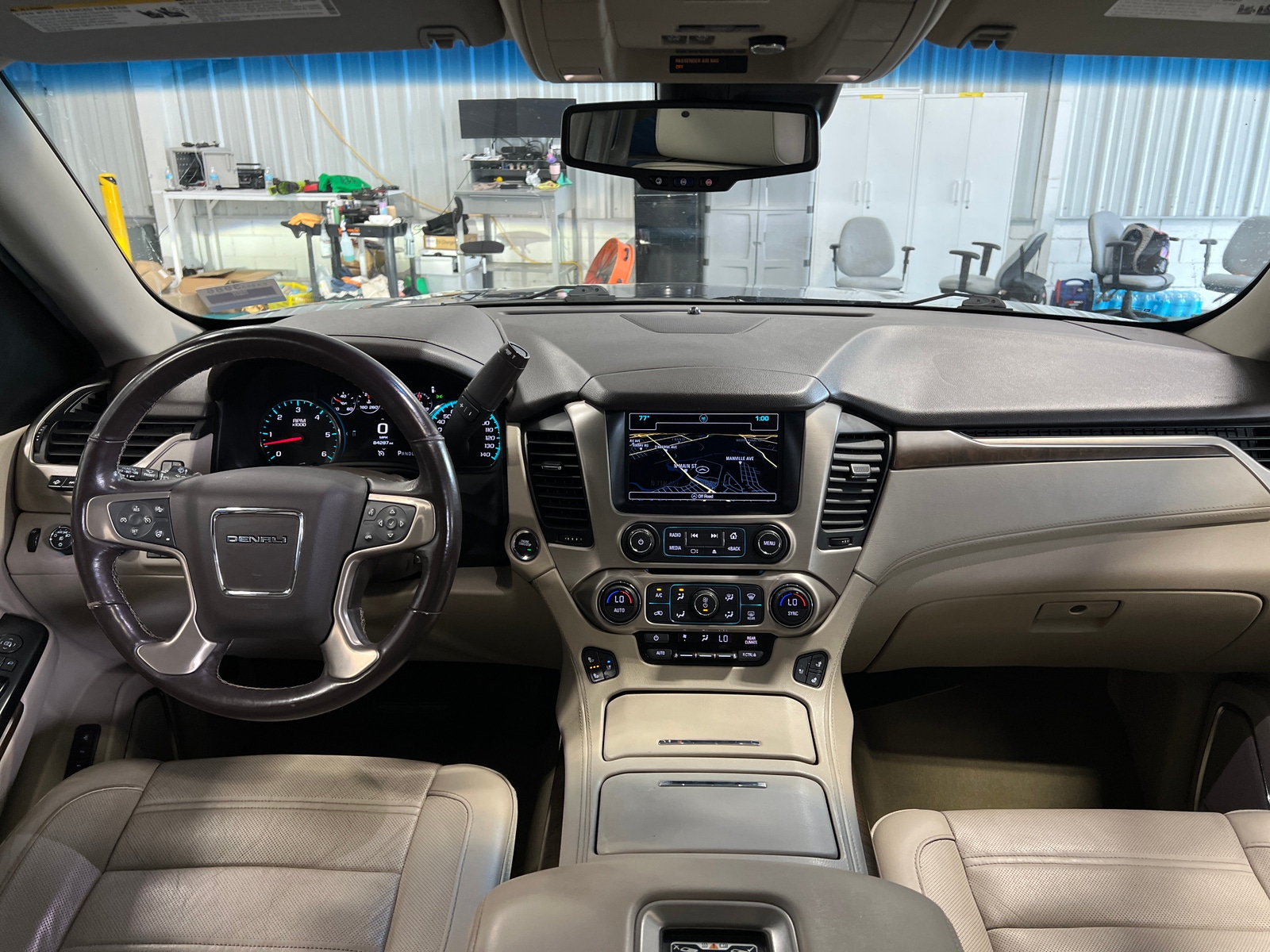 Thumbnail: 2018 GMC Yukon XL - 2