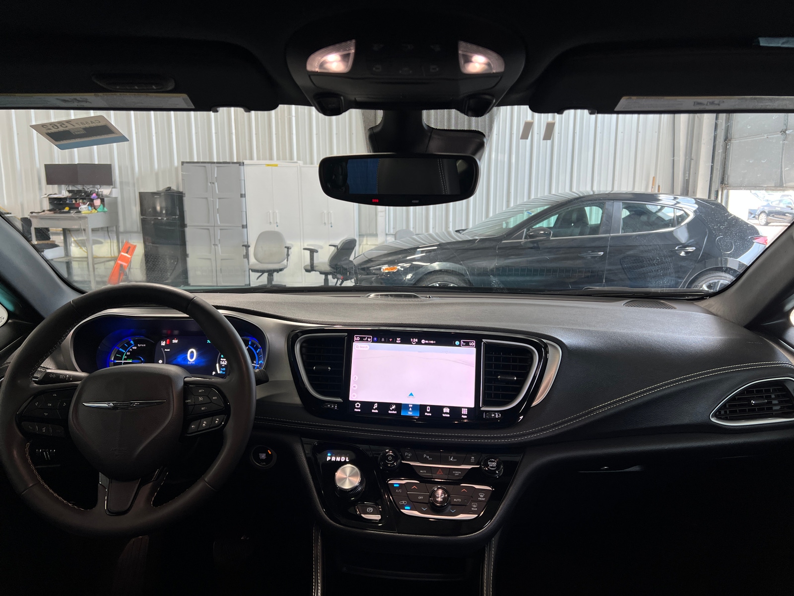 Thumbnail: 2024 Chrysler Pacifica - 2