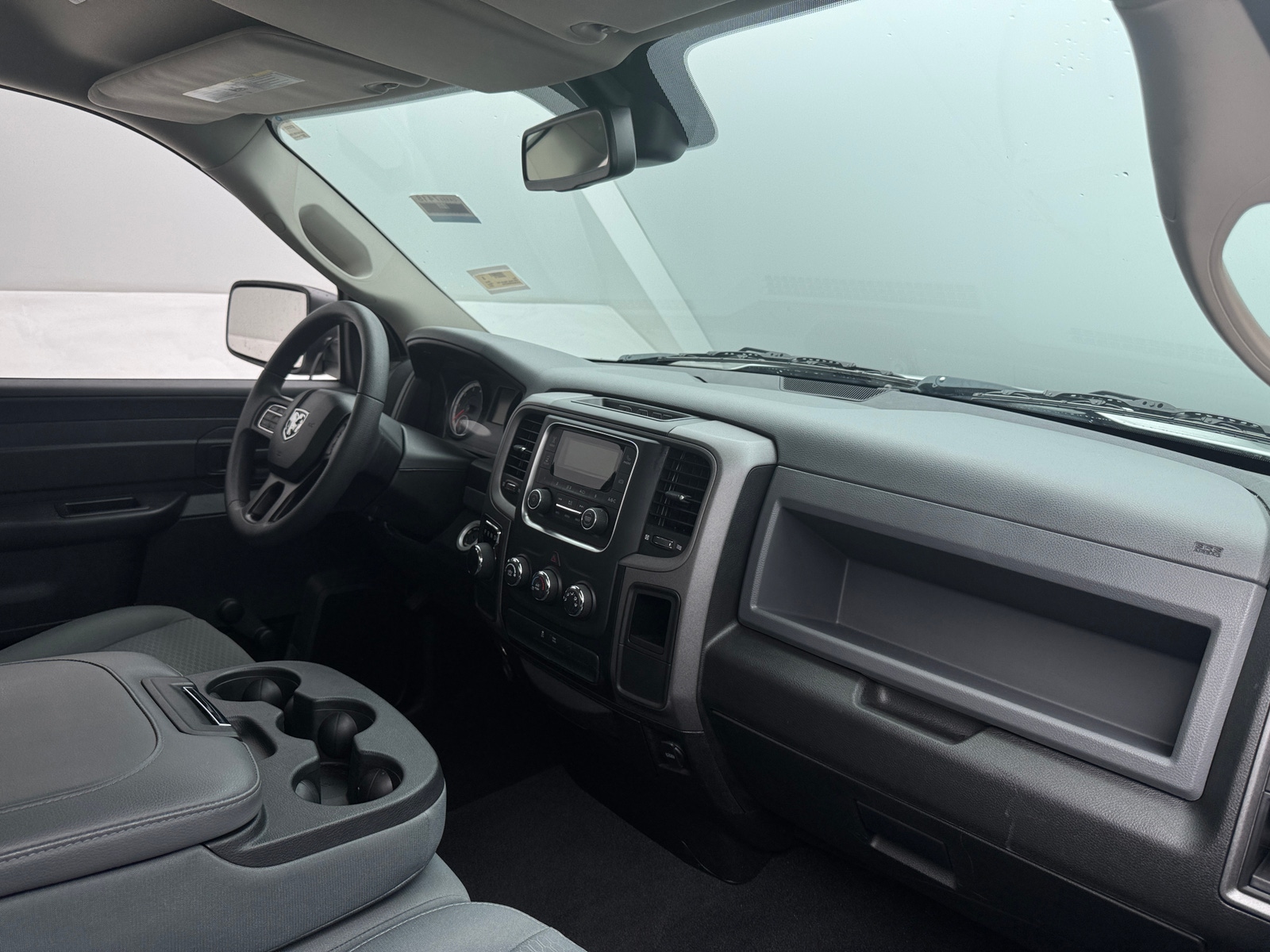 Thumbnail: 2019 RAM 1500 Classic - 2