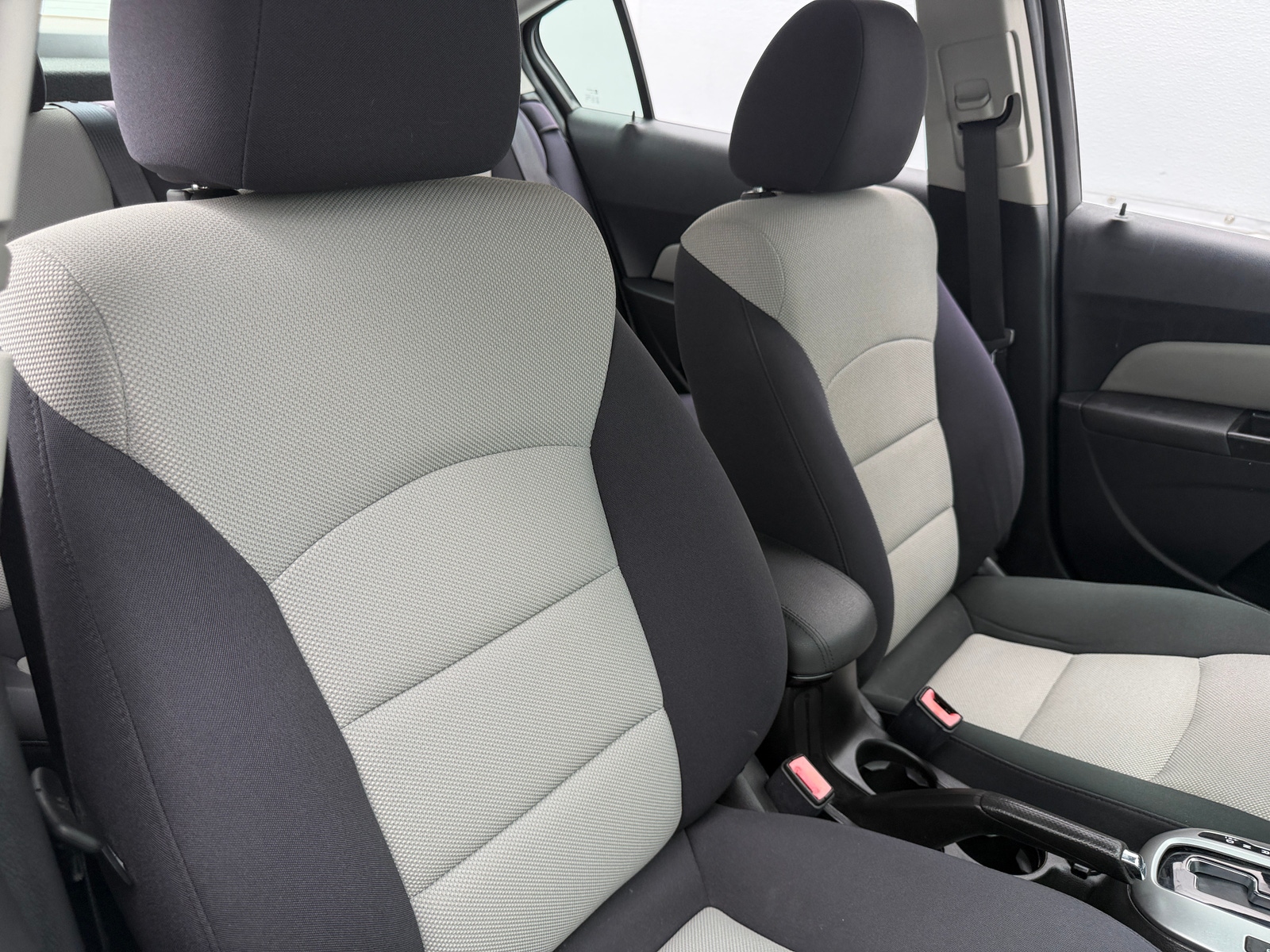 Thumbnail: 2012 Chevrolet Cruze - 2