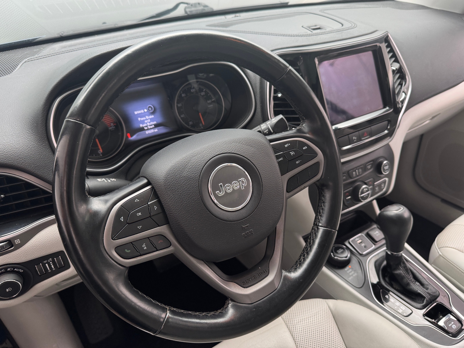 Thumbnail: 2020 Jeep Cherokee - 4
