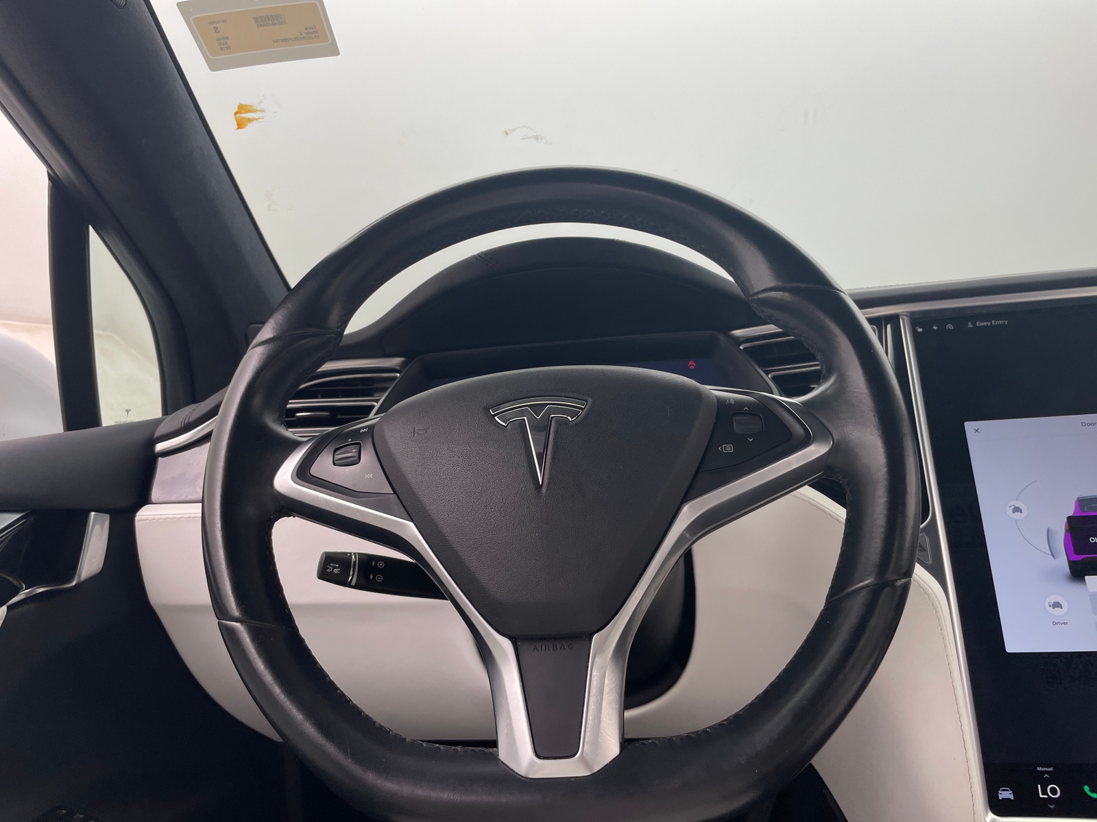 Thumbnail: 2018 Tesla Model X - 4