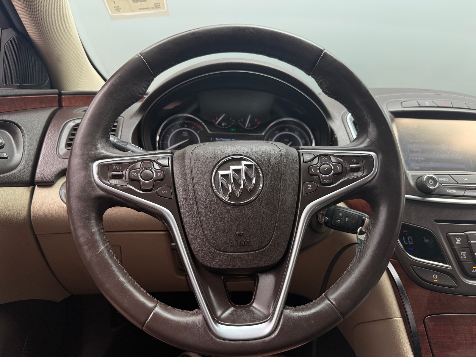 Thumbnail: 2017 Buick Regal - 4
