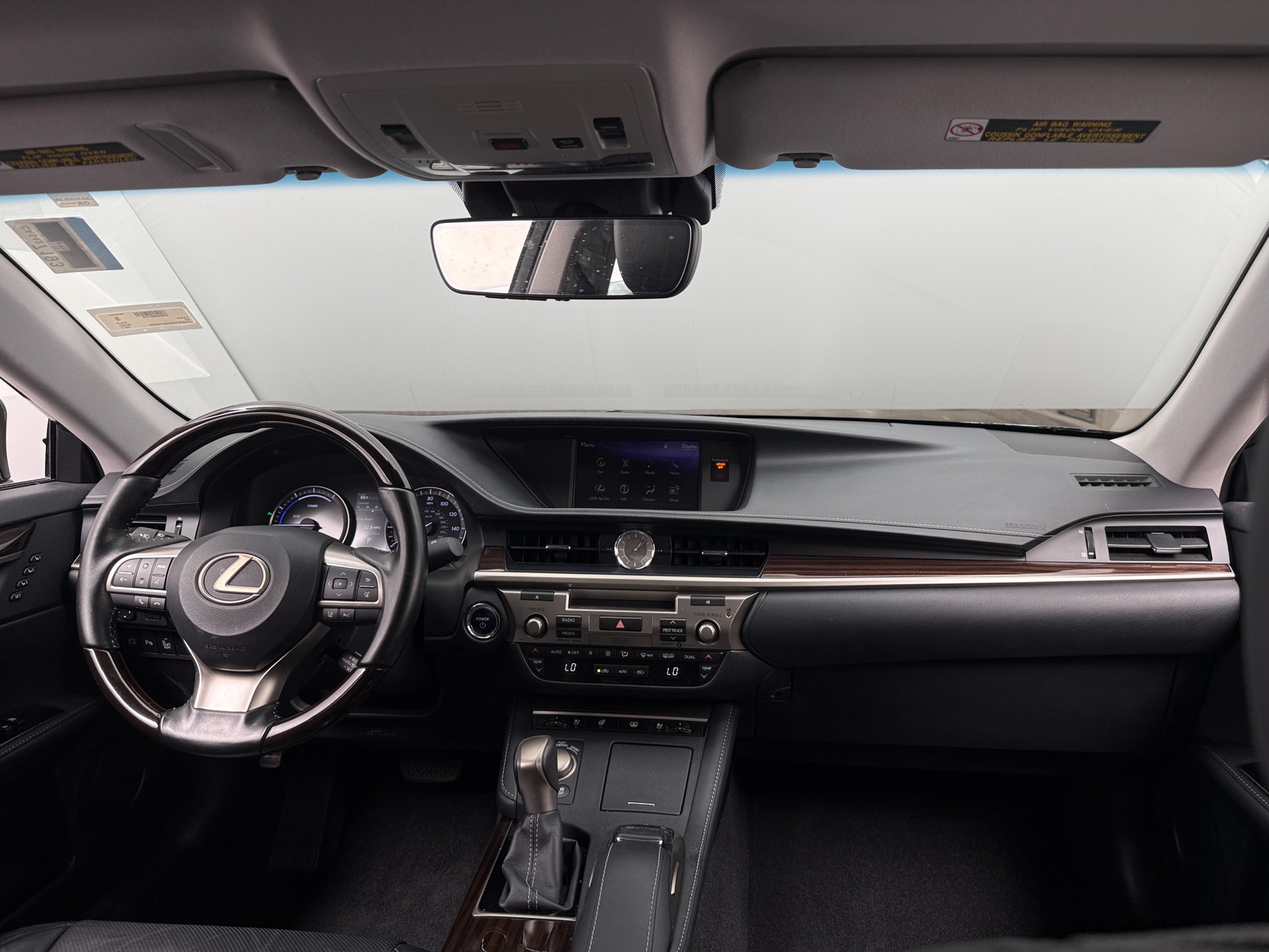 Thumbnail: 2017 Lexus ES - 2
