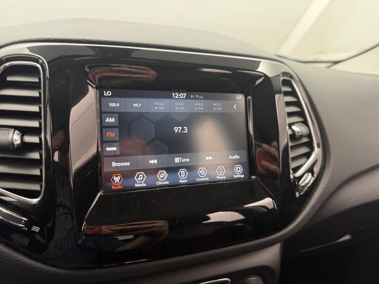 Thumbnail: 2020 Jeep Compass - 4