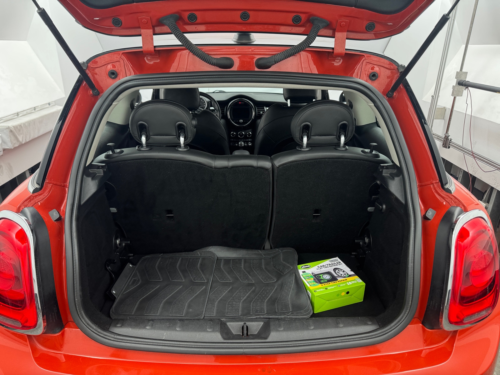 Thumbnail: 2019 MINI Cooper Hardtop - 6