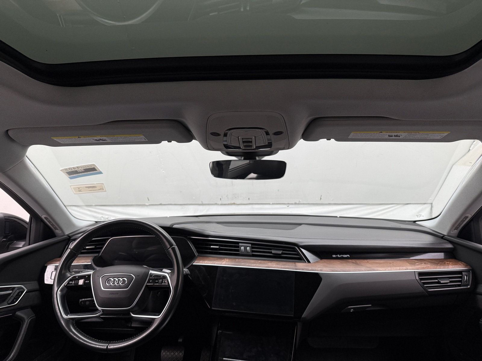 Thumbnail: 2019 Audi e-tron - 2