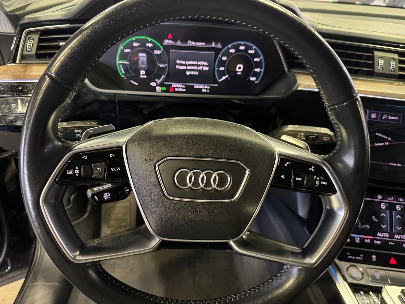 Thumbnail: 2019 Audi e-tron - 4