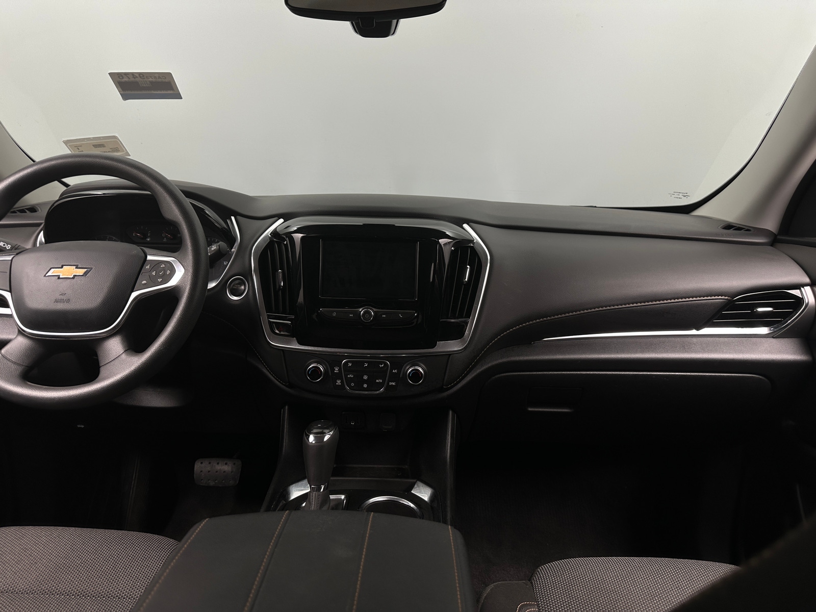 Thumbnail: 2020 Chevrolet Traverse - 3