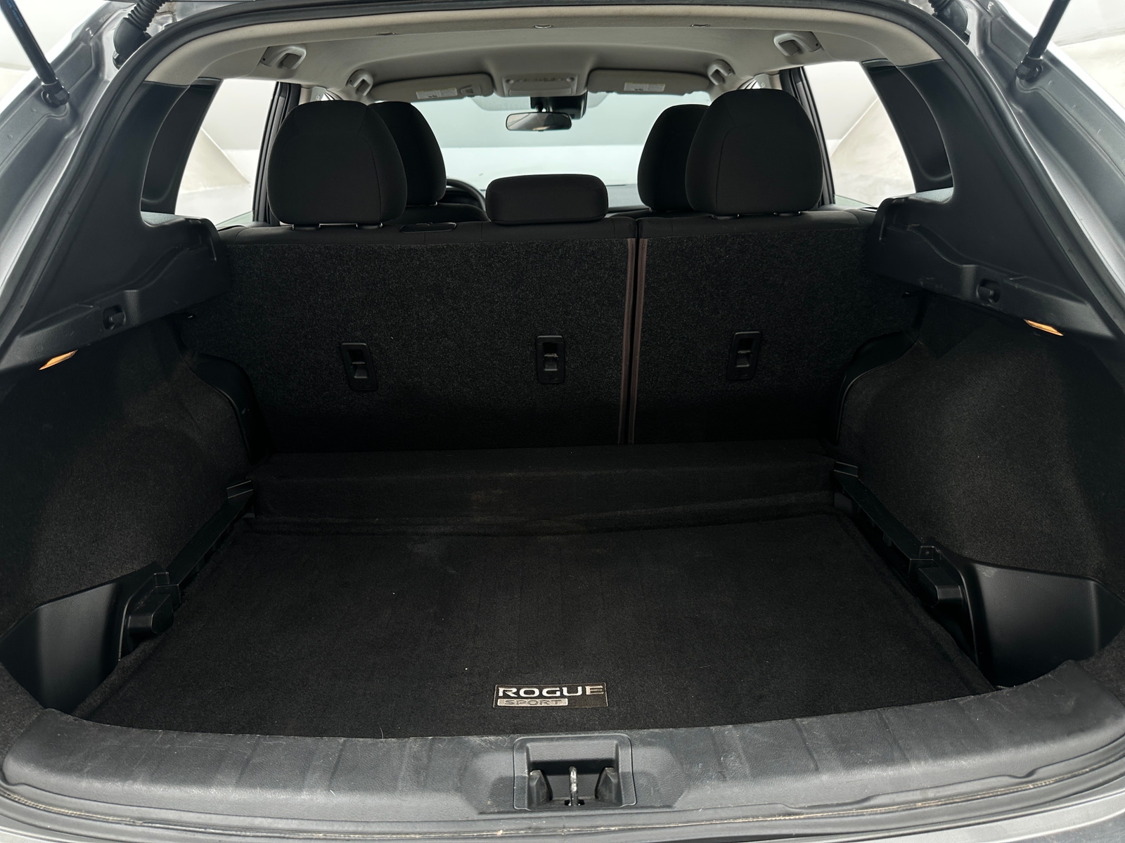Thumbnail: 2021 Nissan Rogue Sport - 7