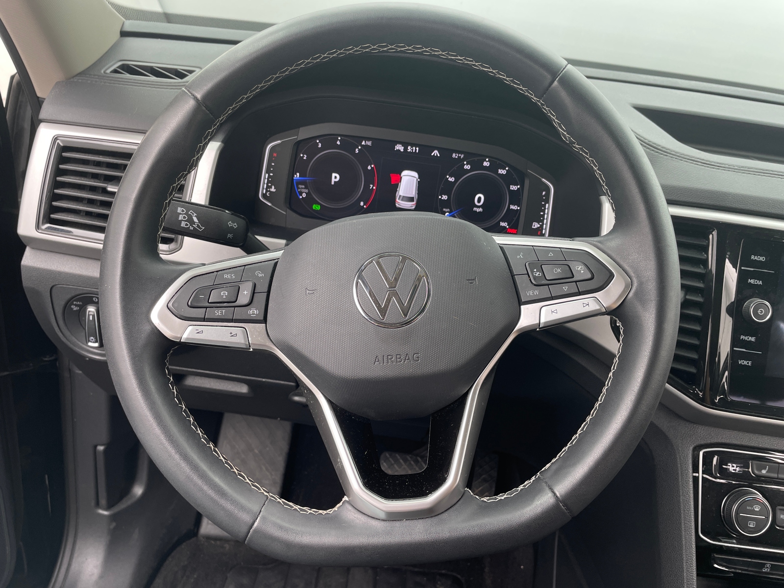 Thumbnail: 2023 Volkswagen Atlas - 4