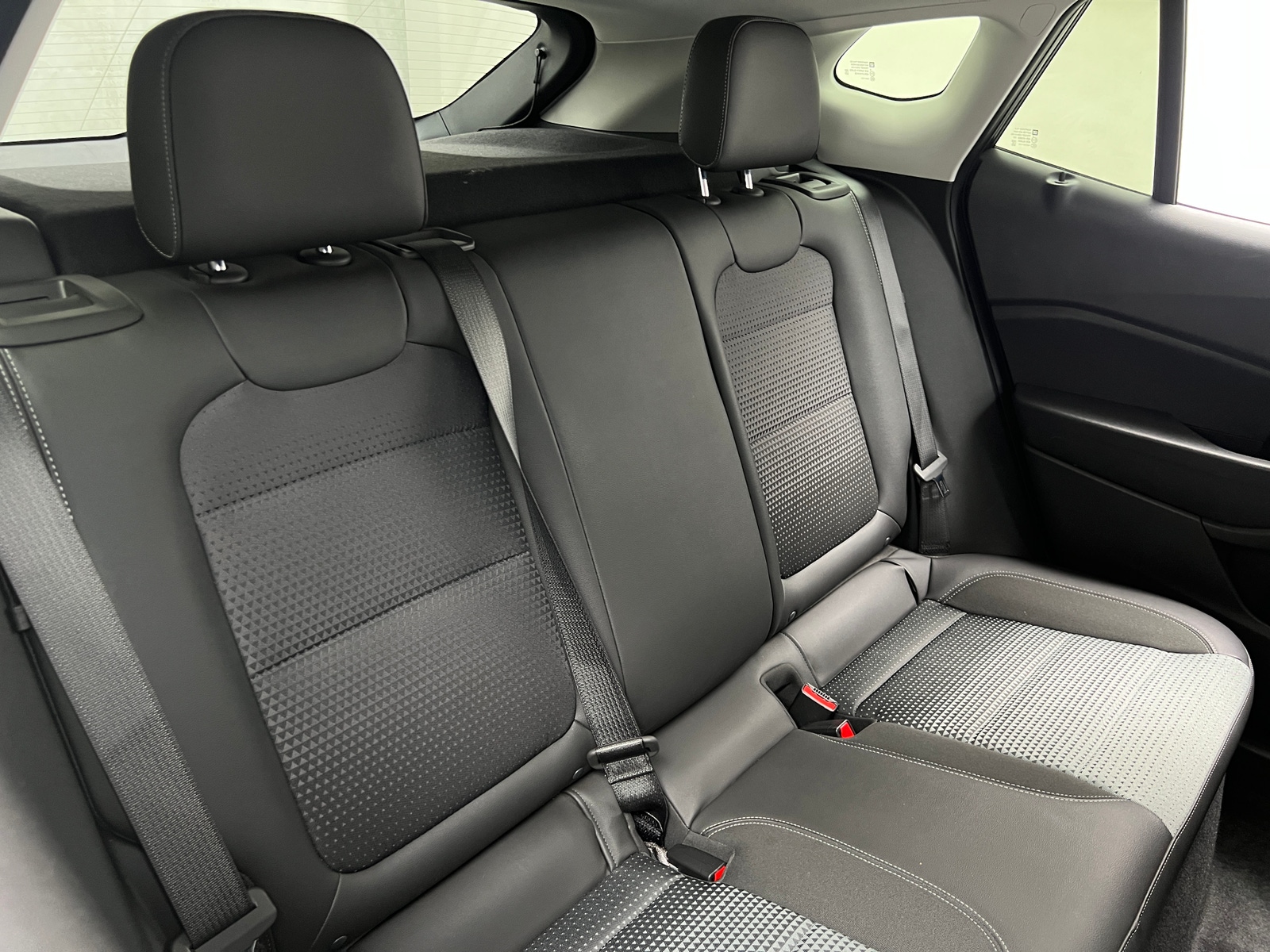 Thumbnail: 2025 Chevrolet Trax - 6