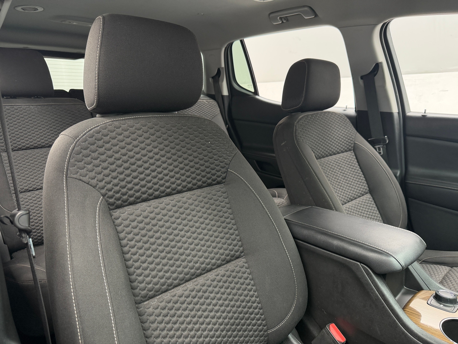 Thumbnail: 2018 GMC Acadia - 2