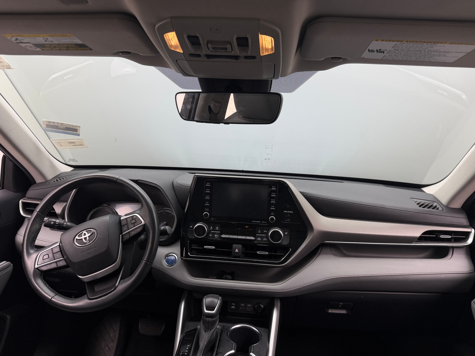 Thumbnail: 2022 Toyota Highlander - 2