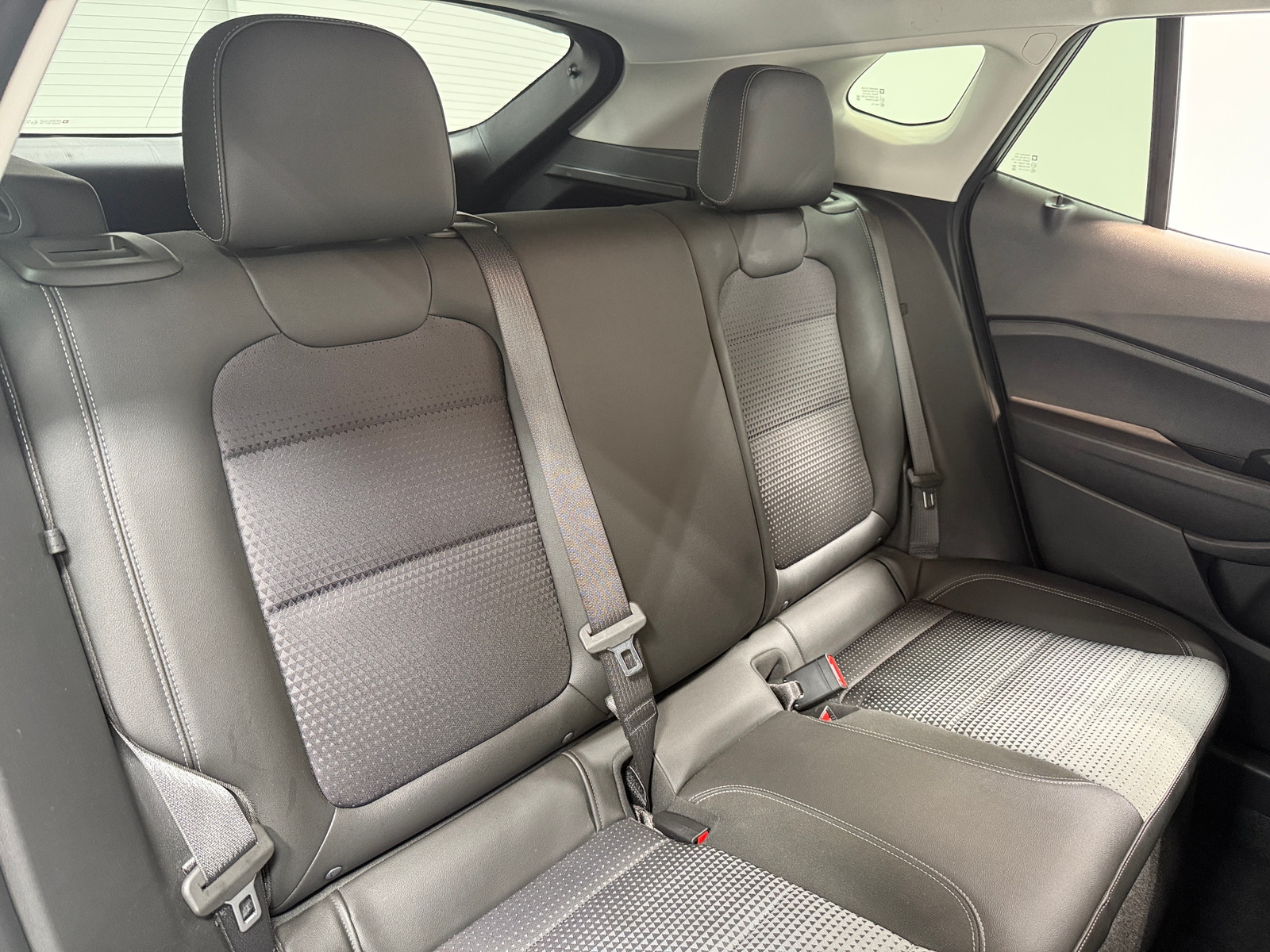 Thumbnail: 2025 Chevrolet Trax - 6