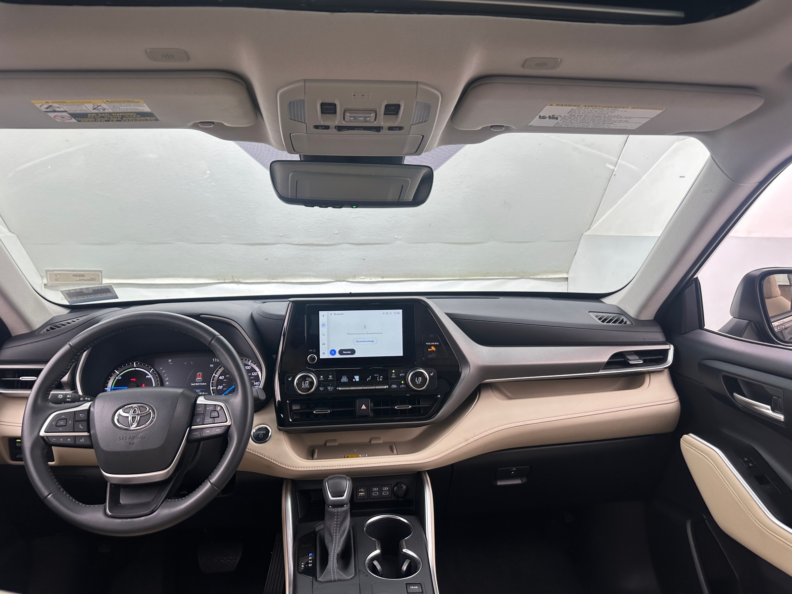 Thumbnail: 2023 Toyota Highlander - 2