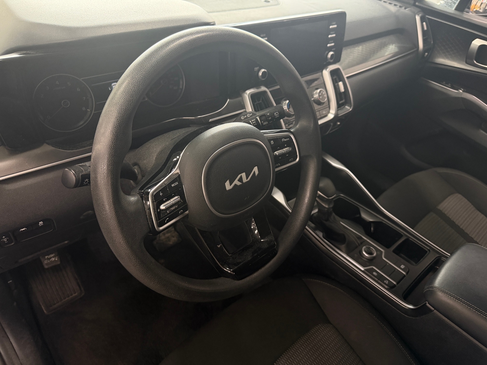 Thumbnail: 2022 Kia Sorento - 5