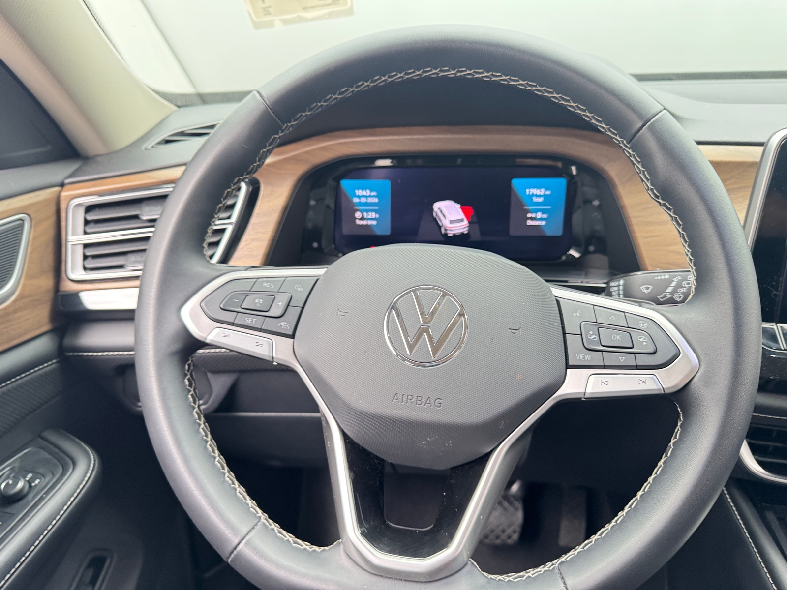 Thumbnail: 2026 Volkswagen Atlas - 4