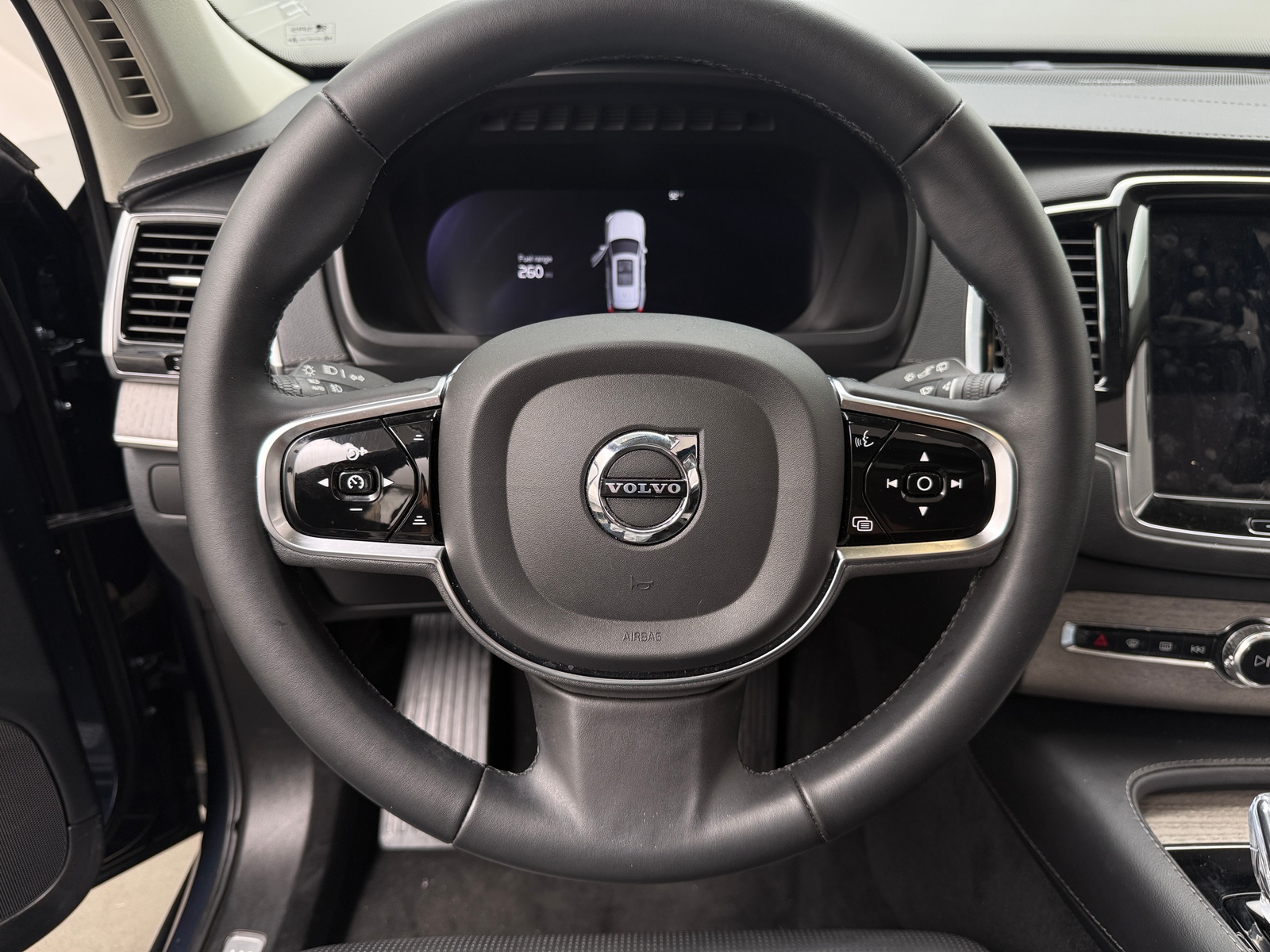 Thumbnail: 2024 Volvo XC90 - 4
