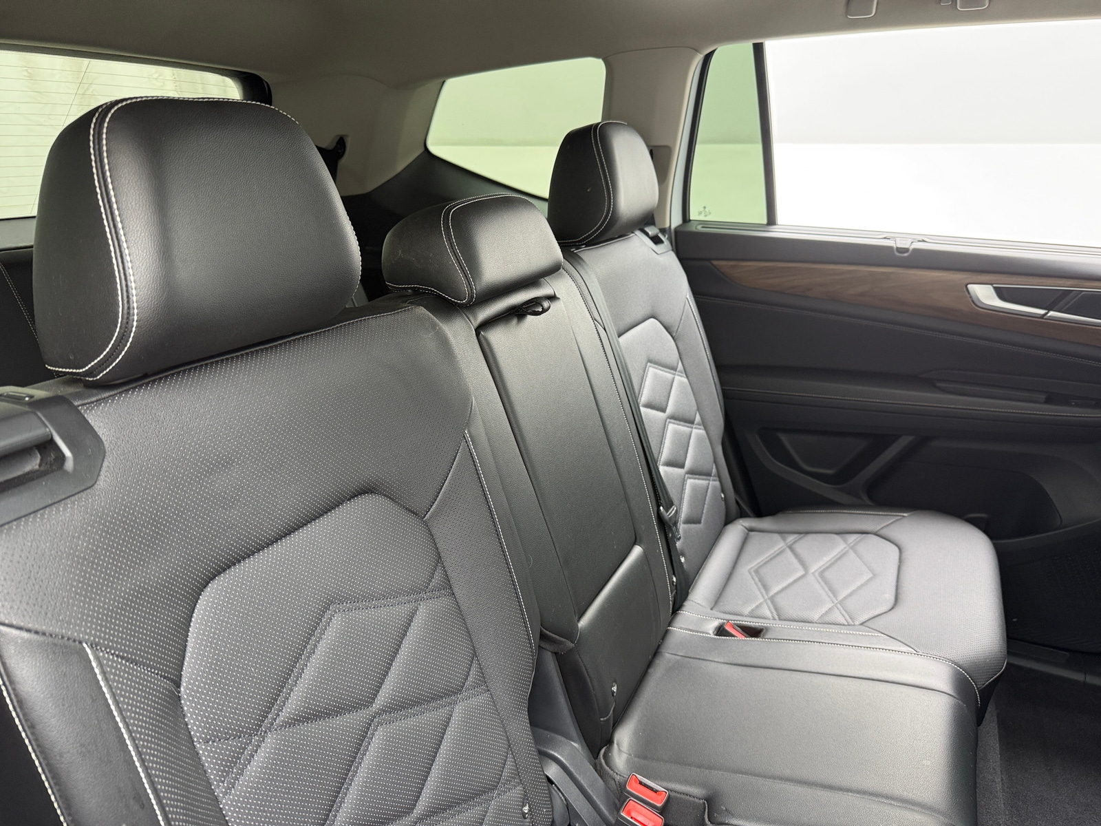 Thumbnail: 2024 Volkswagen Atlas - 5