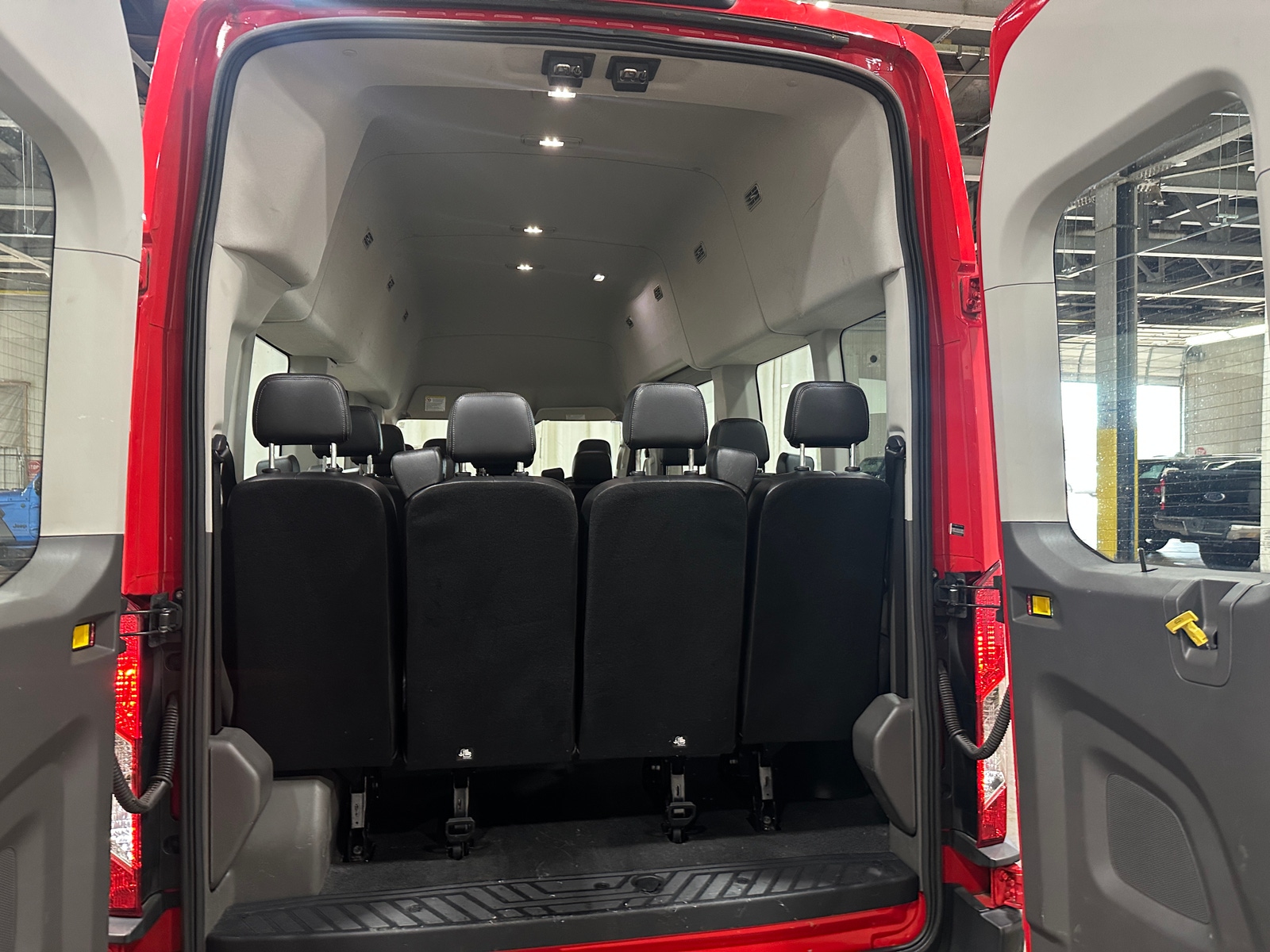 Thumbnail: 2023 Ford Econoline - 6