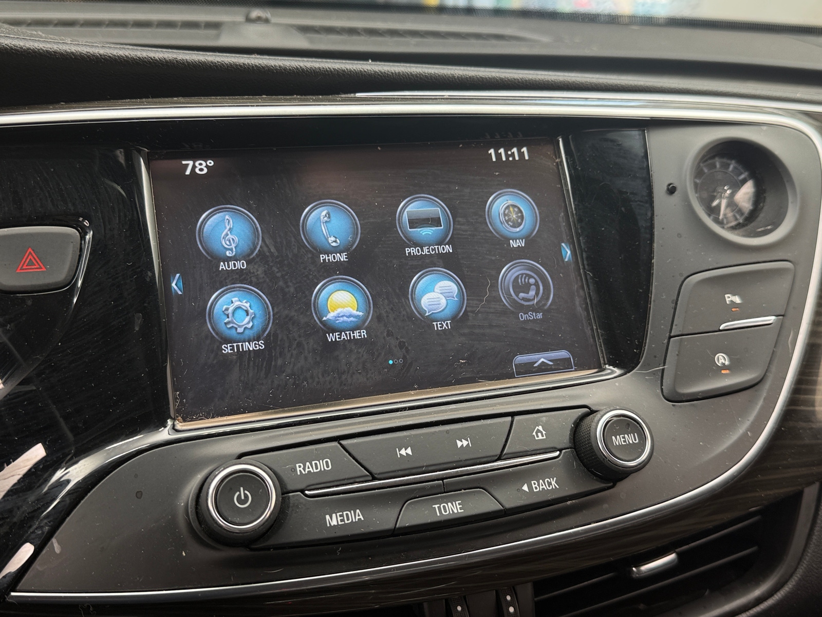 Thumbnail: 2020 Buick Envision - 3
