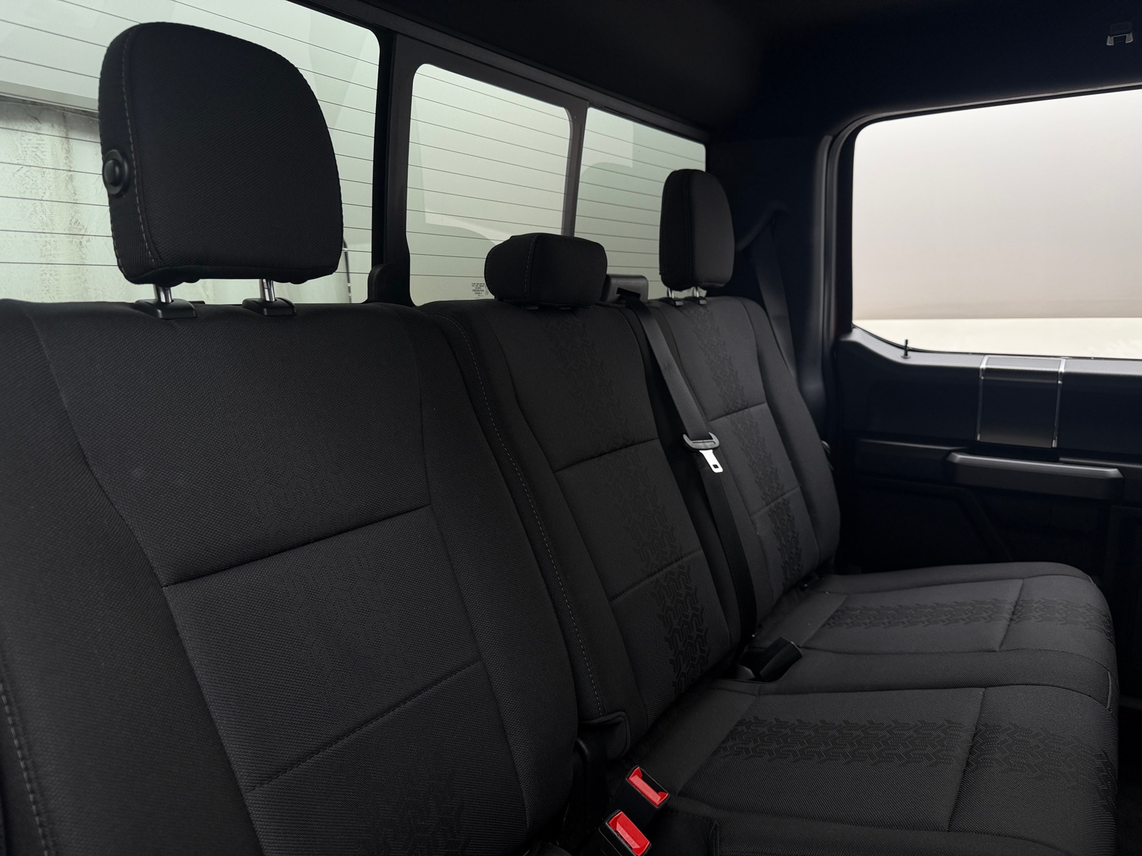 Thumbnail: 2019 Ford Econoline - 6