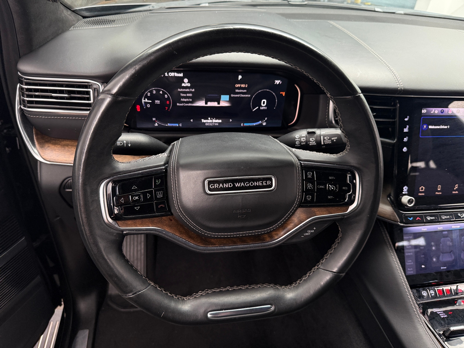 Thumbnail: 2023 Jeep Grand Wagoneer L - 4