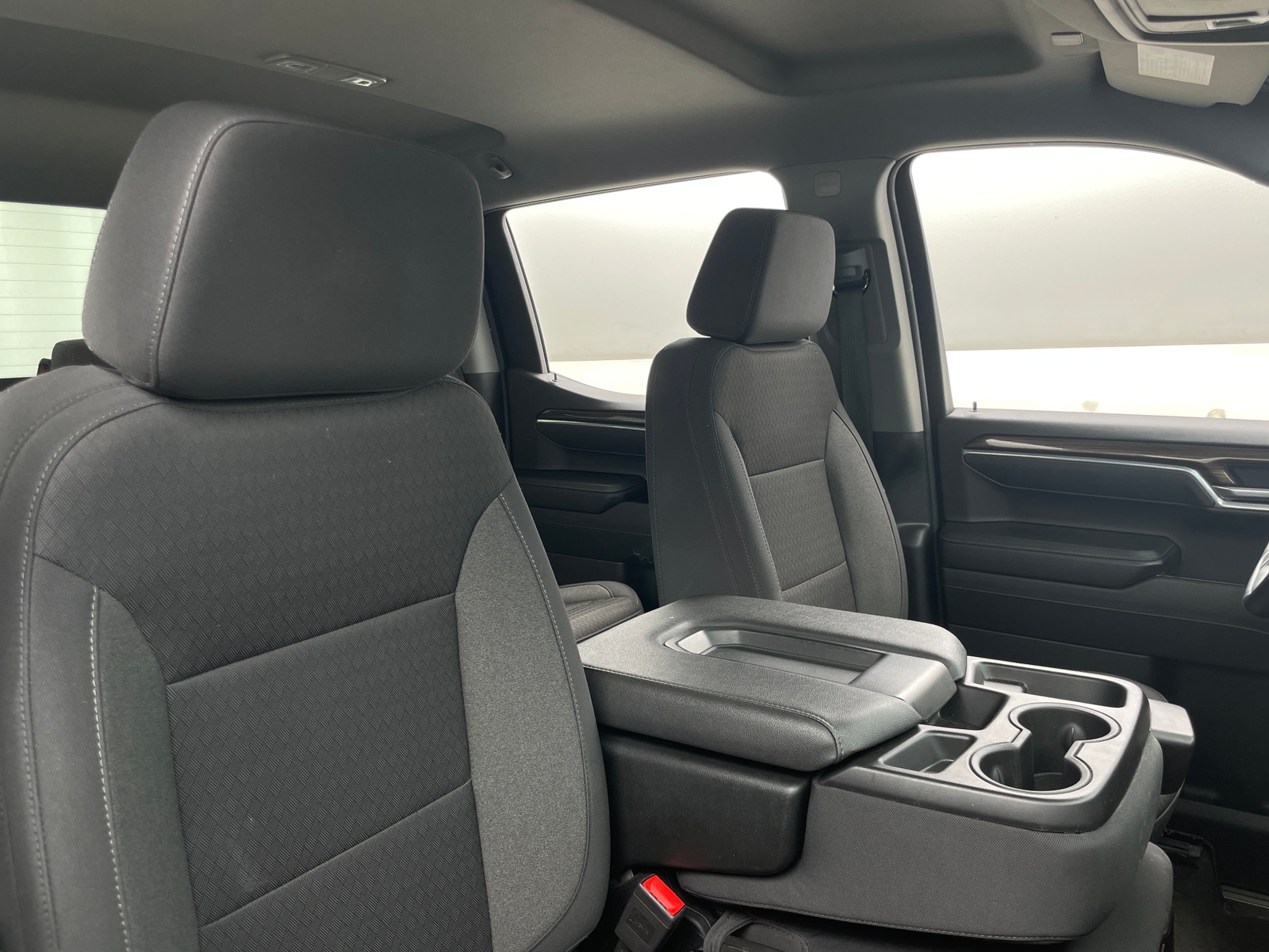 Thumbnail: 2025 Chevrolet Silverado 1500 - 2
