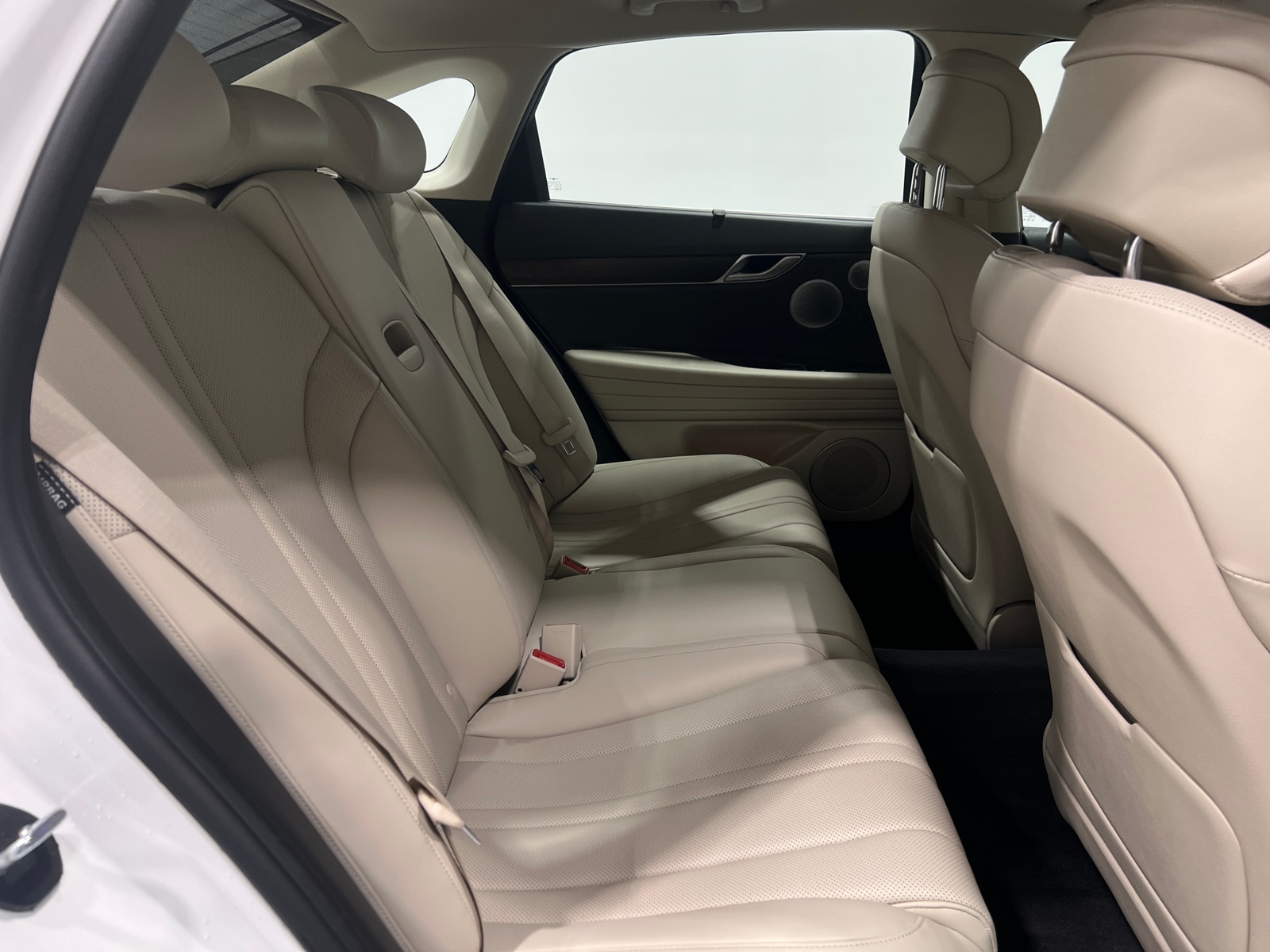 Thumbnail: 2021 Genesis G80 - 5