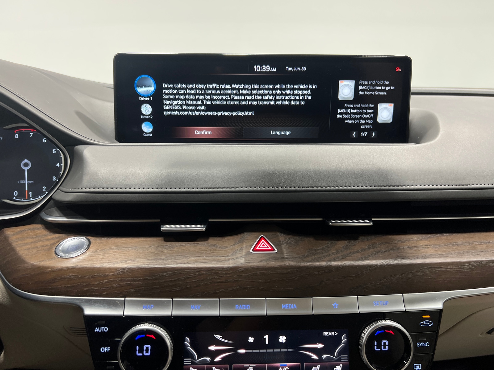 Thumbnail: 2021 Genesis G80 - 3