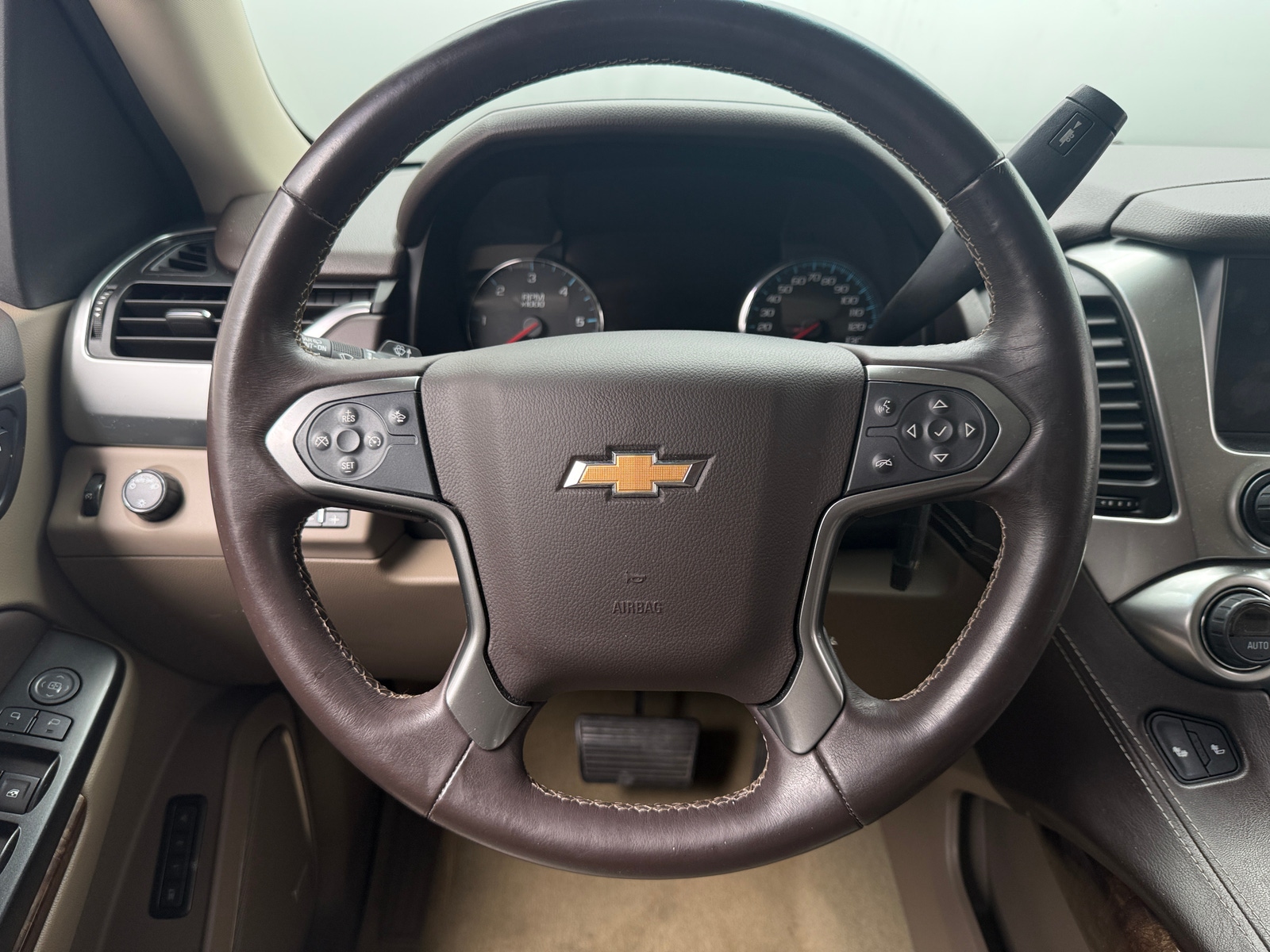 Thumbnail: 2017 Chevrolet Tahoe - 4