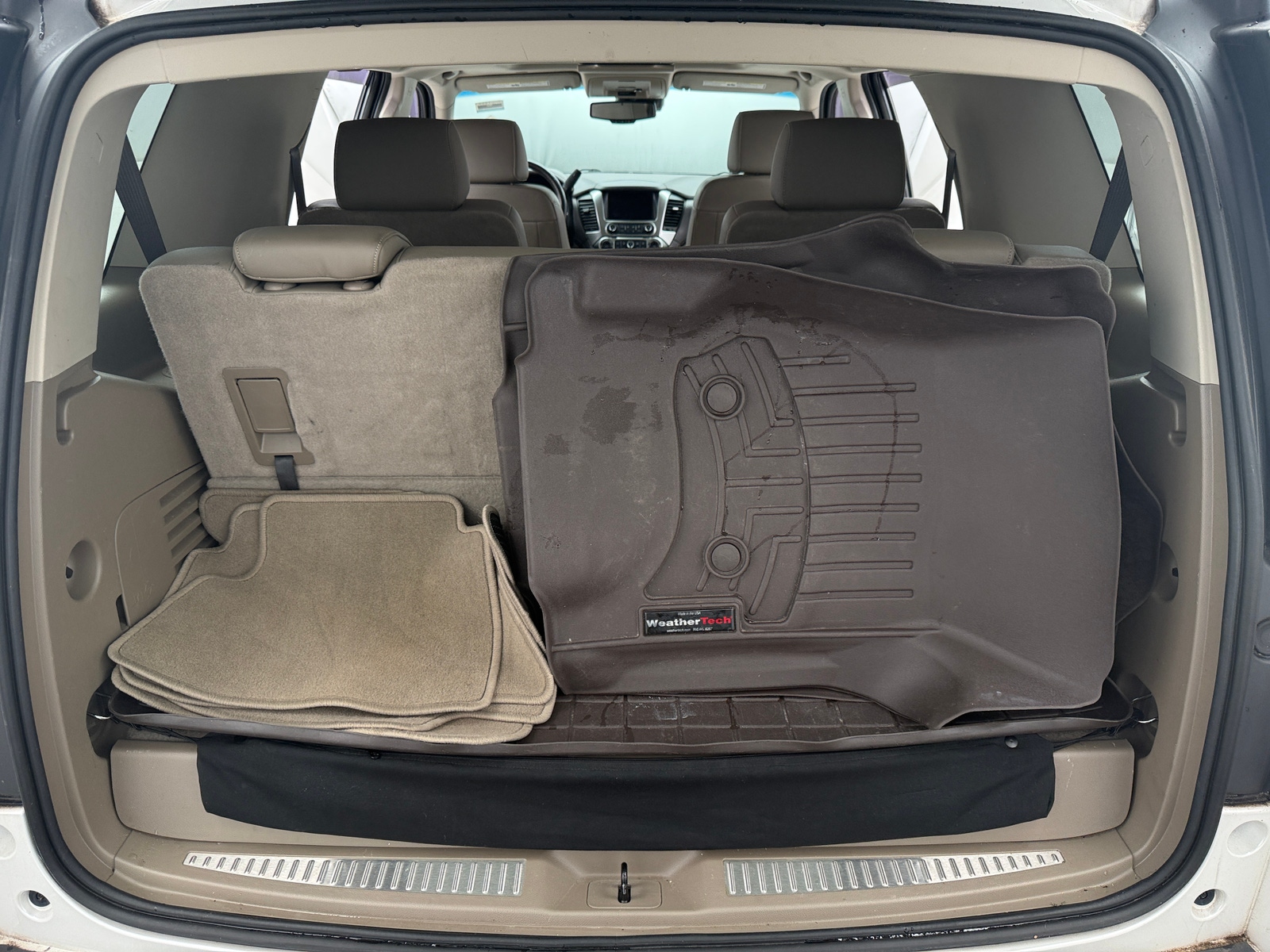 Thumbnail: 2017 Chevrolet Tahoe - 6