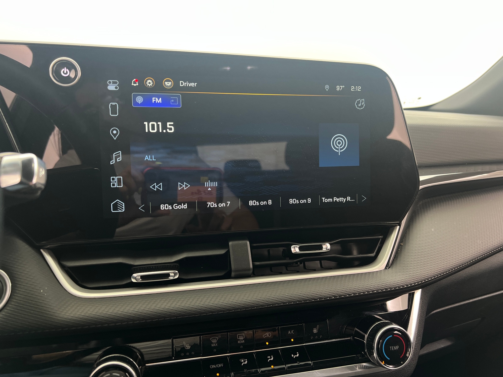 Thumbnail: 2025 Chevrolet Equinox - 4