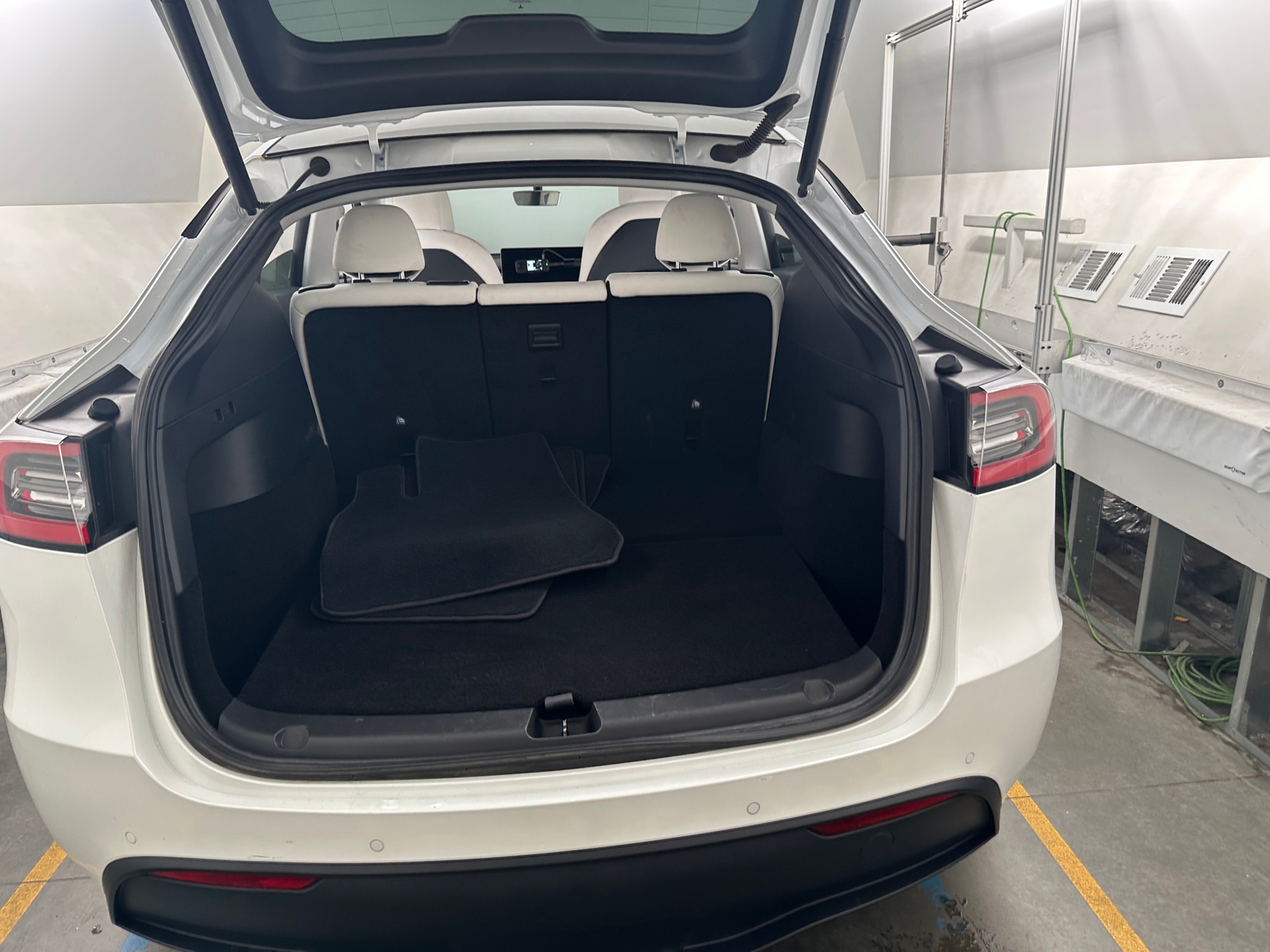 Thumbnail: 2021 Tesla Model Y - 6