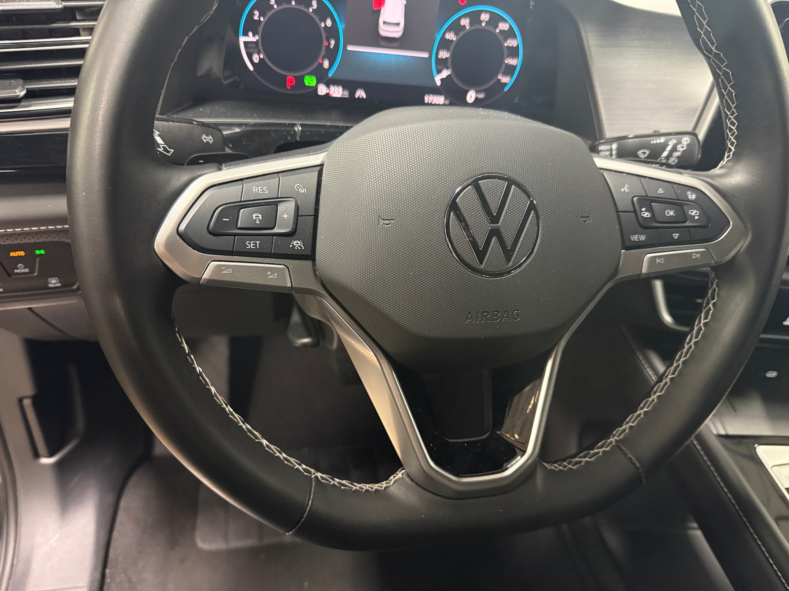 Thumbnail: 2025 Volkswagen Atlas - 4