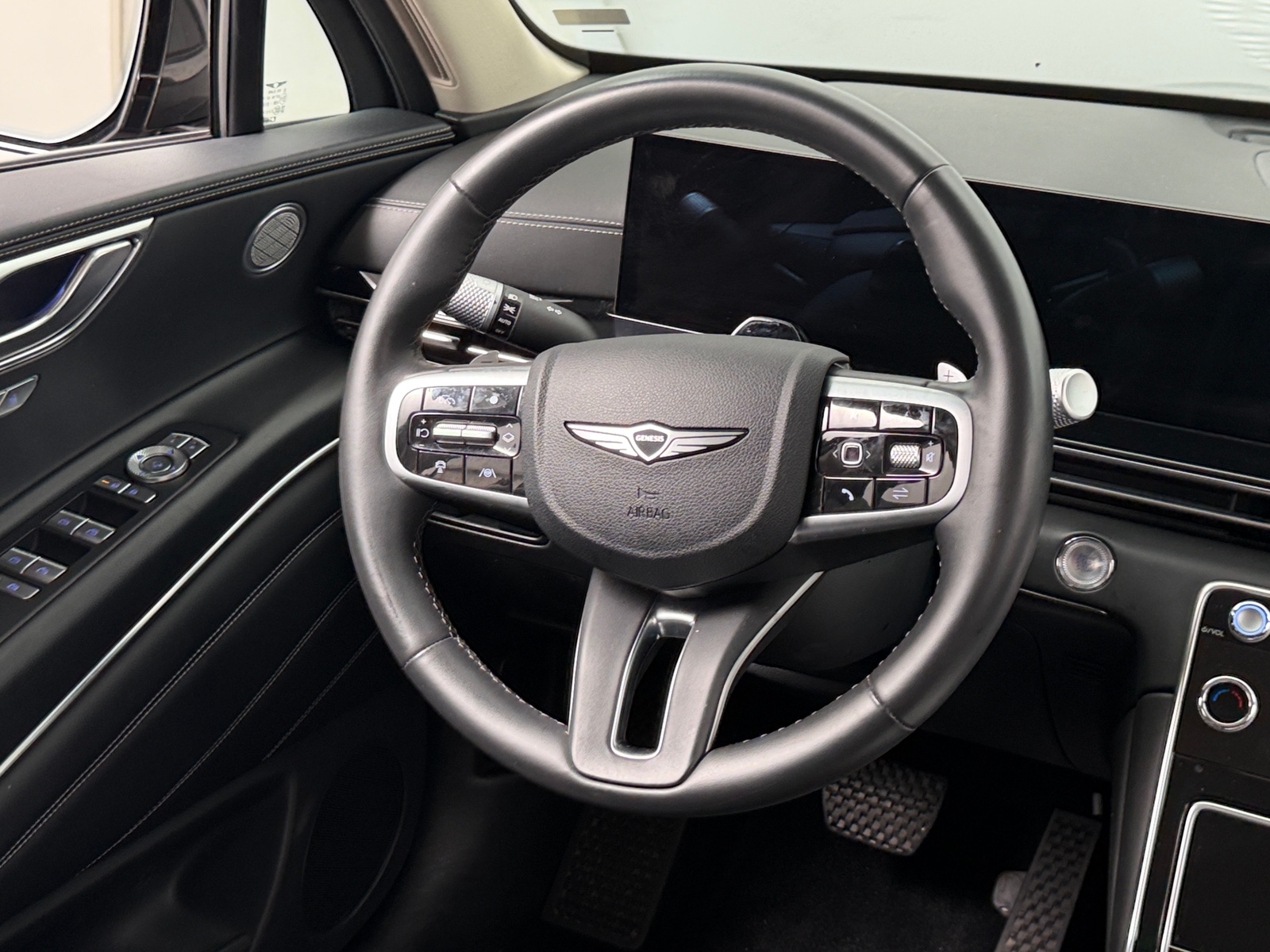 Thumbnail: 2025 Genesis GV80 - 4