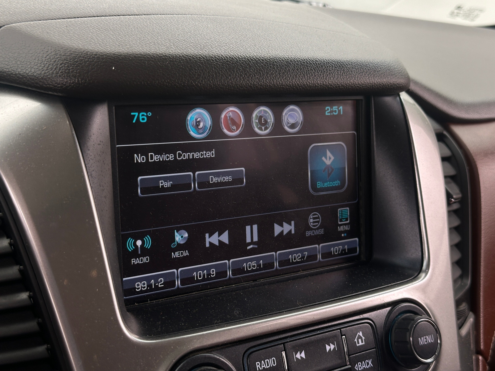 Thumbnail: 2019 Chevrolet Tahoe - 3