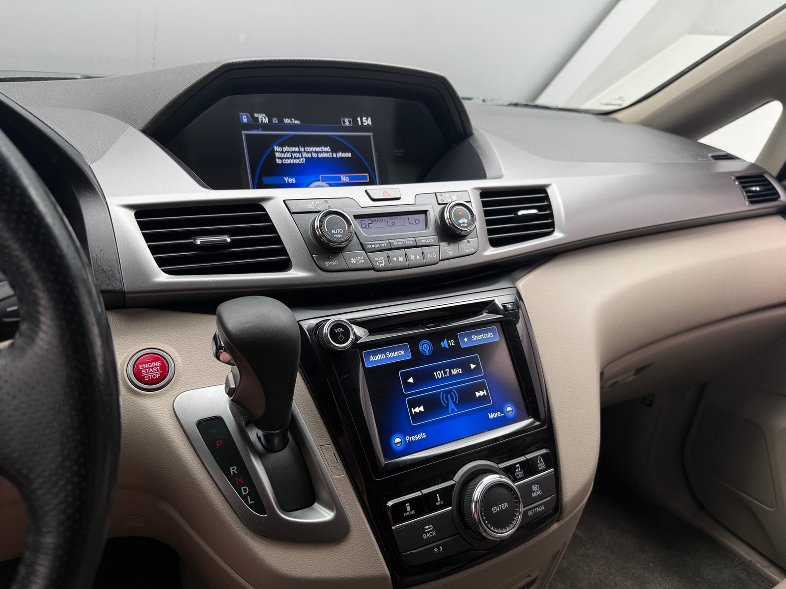 Thumbnail: 2015 Honda Odyssey - 3
