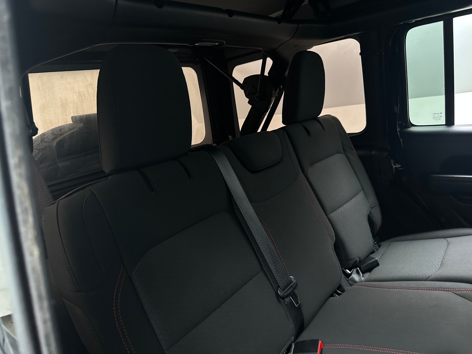 Thumbnail: 2022 Jeep Wrangler - 6