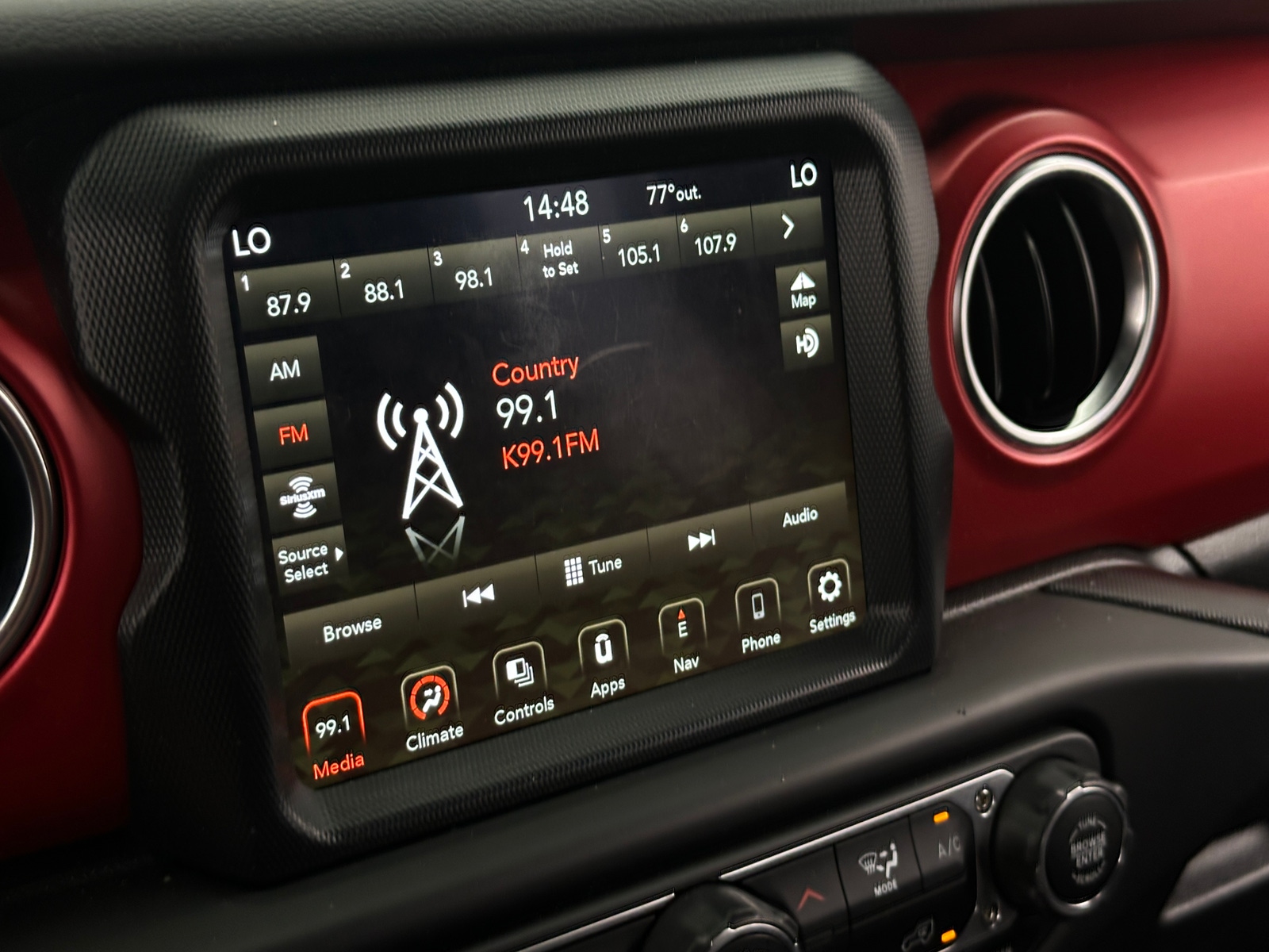 Thumbnail: 2022 Jeep Wrangler - 4