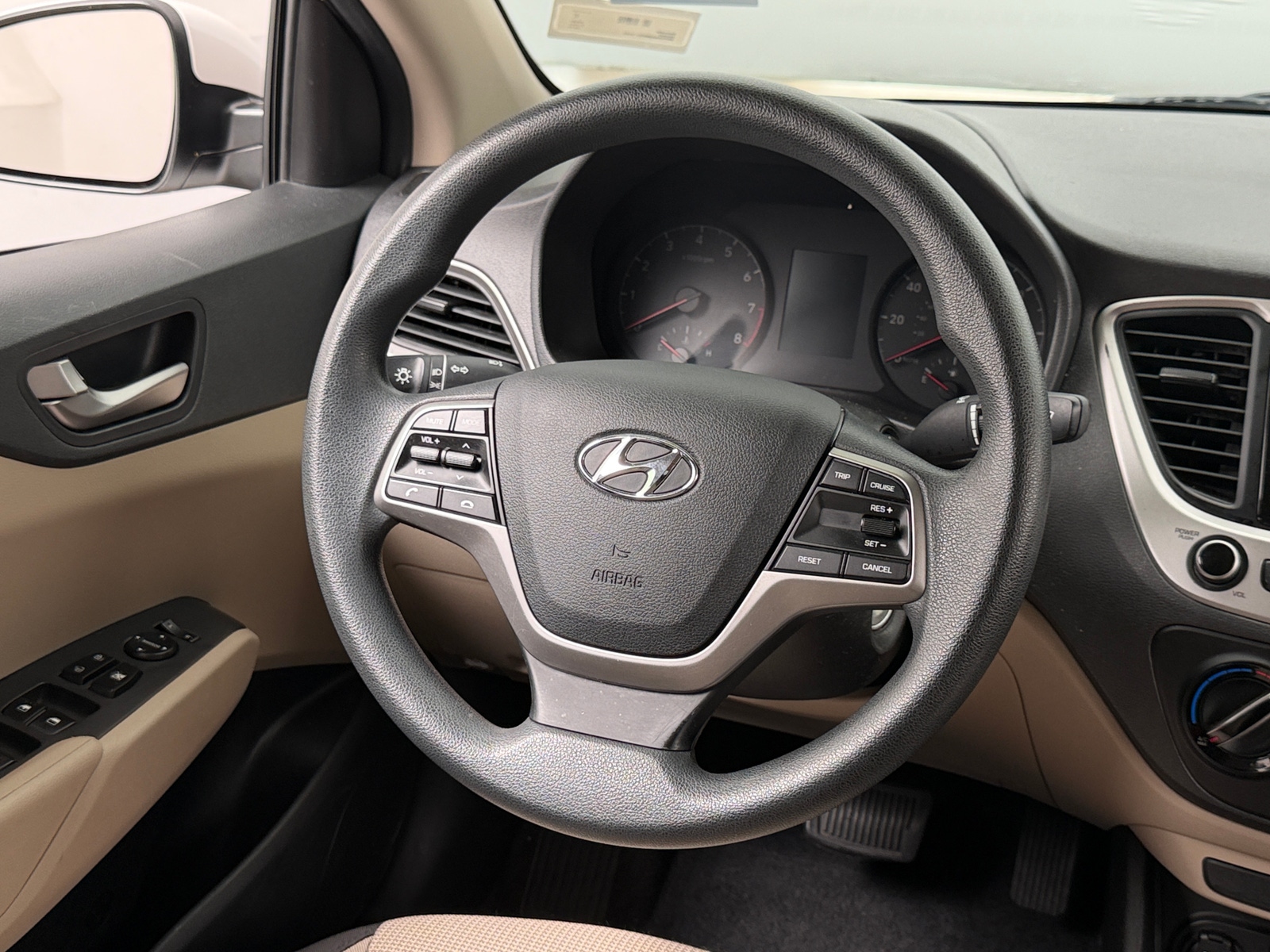 Thumbnail: 2019 Hyundai Accent - 5