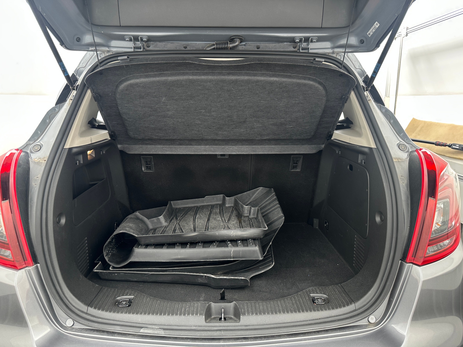 Thumbnail: 2019 Buick Encore - 6