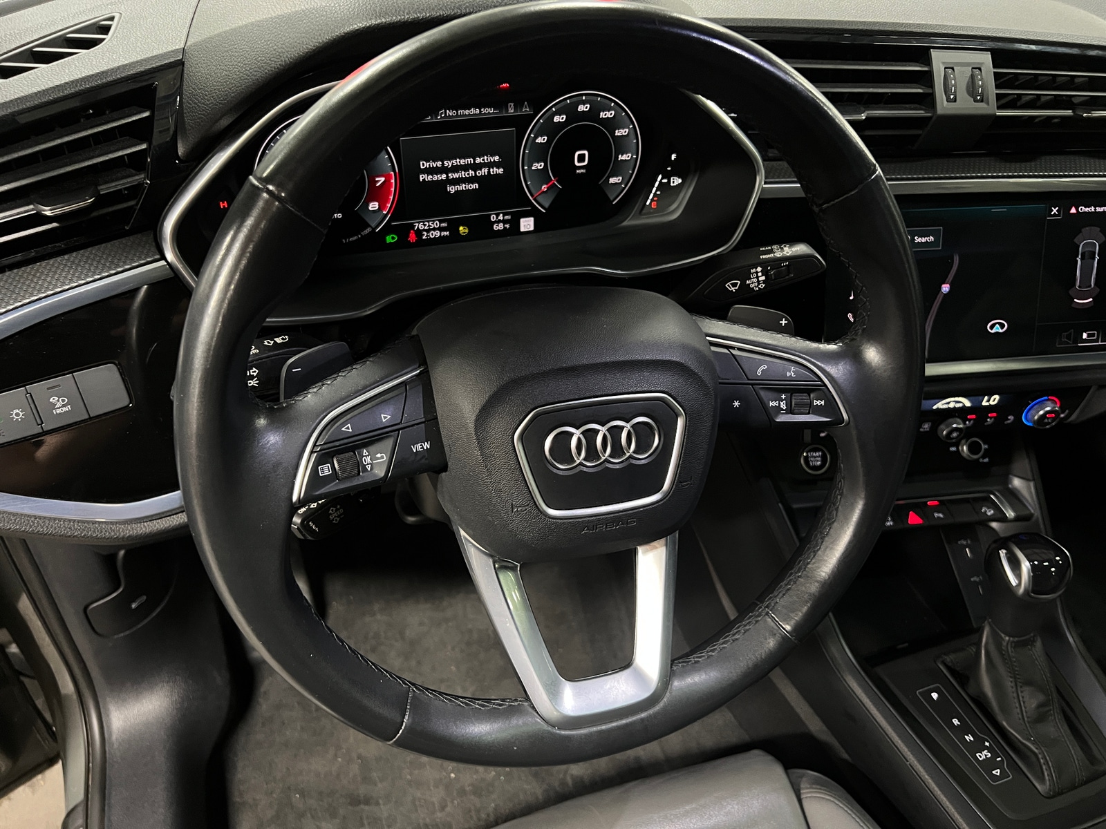 Thumbnail: 2022 Audi Q3 - 4