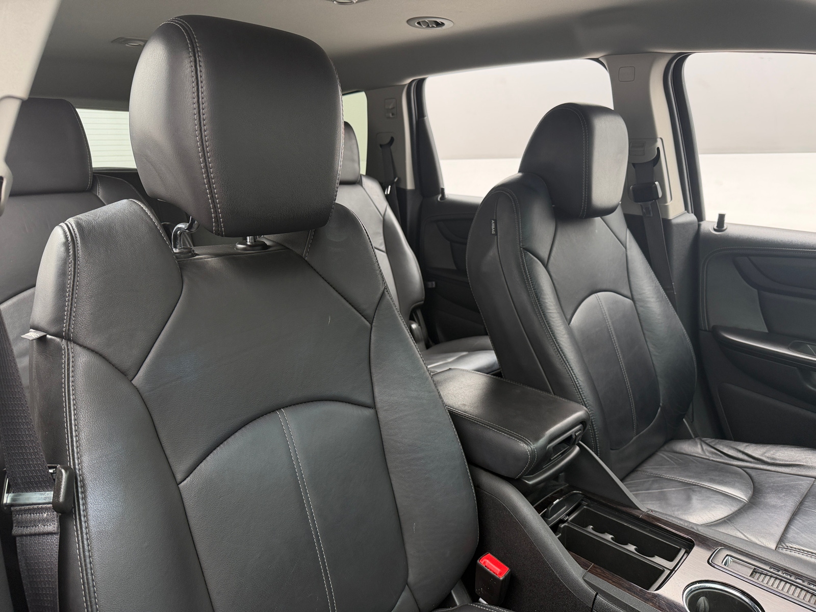 Thumbnail: 2015 Chevrolet Traverse - 2