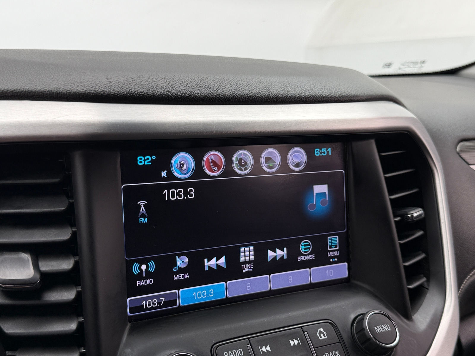 Thumbnail: 2019 GMC Acadia - 3