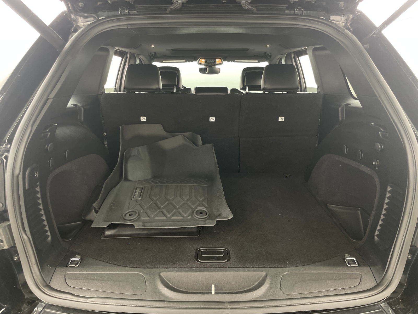 Thumbnail: 2020 Jeep Grand Cherokee - 6