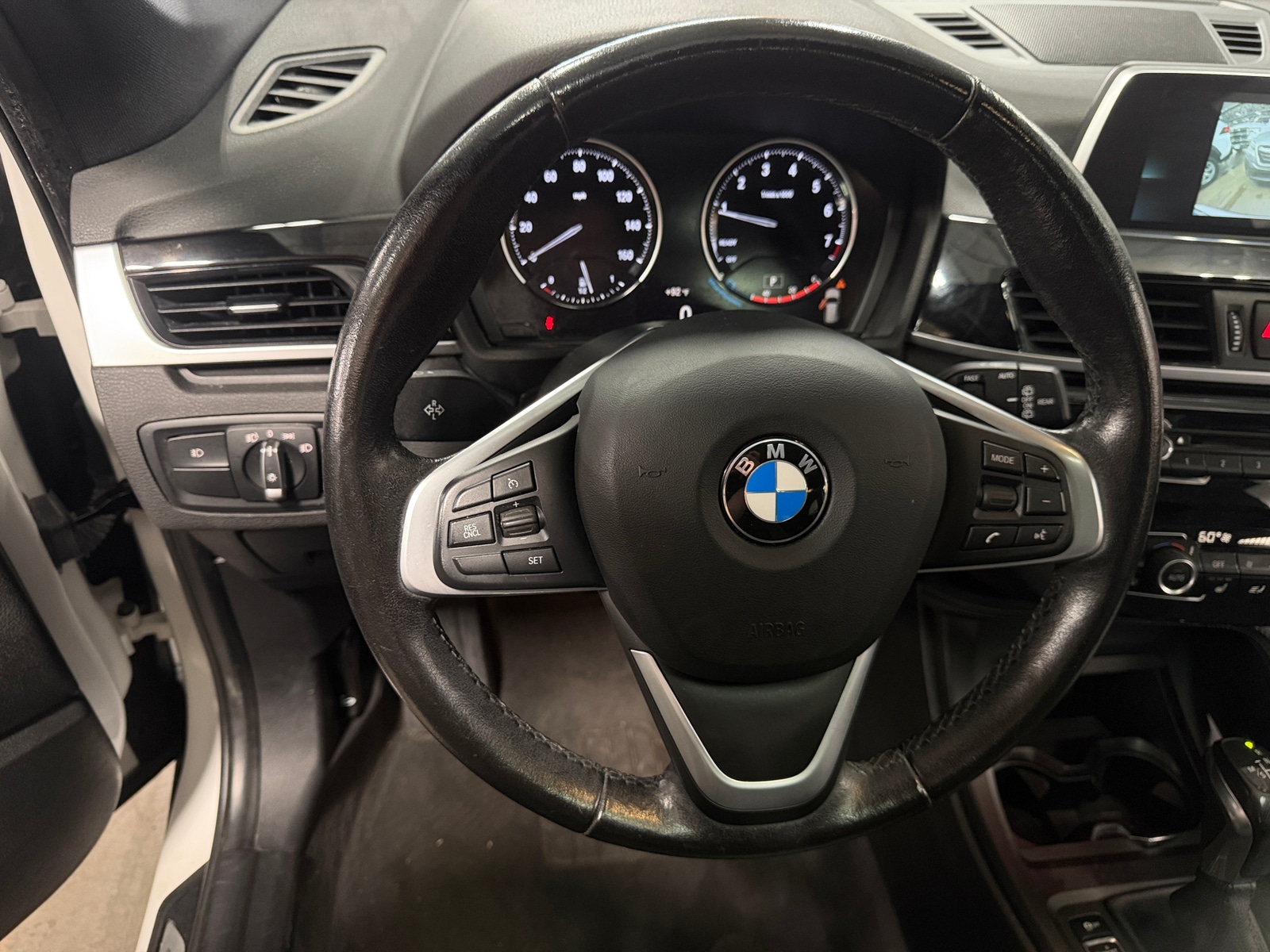 Thumbnail: 2018 BMW X1 - 4